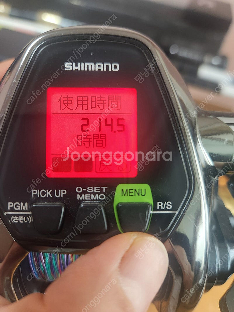 갈치 낚시 풀세트 판매합니다. 릴은 시마노 비스트마스터 3000XP이고, 로드는 다이와 딥존 EX 55 530입니다--7